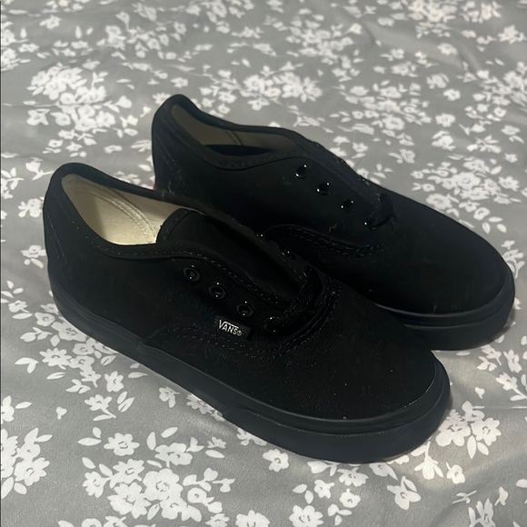 Vans All-Black Canvas Shoes - Picture 1 of 6